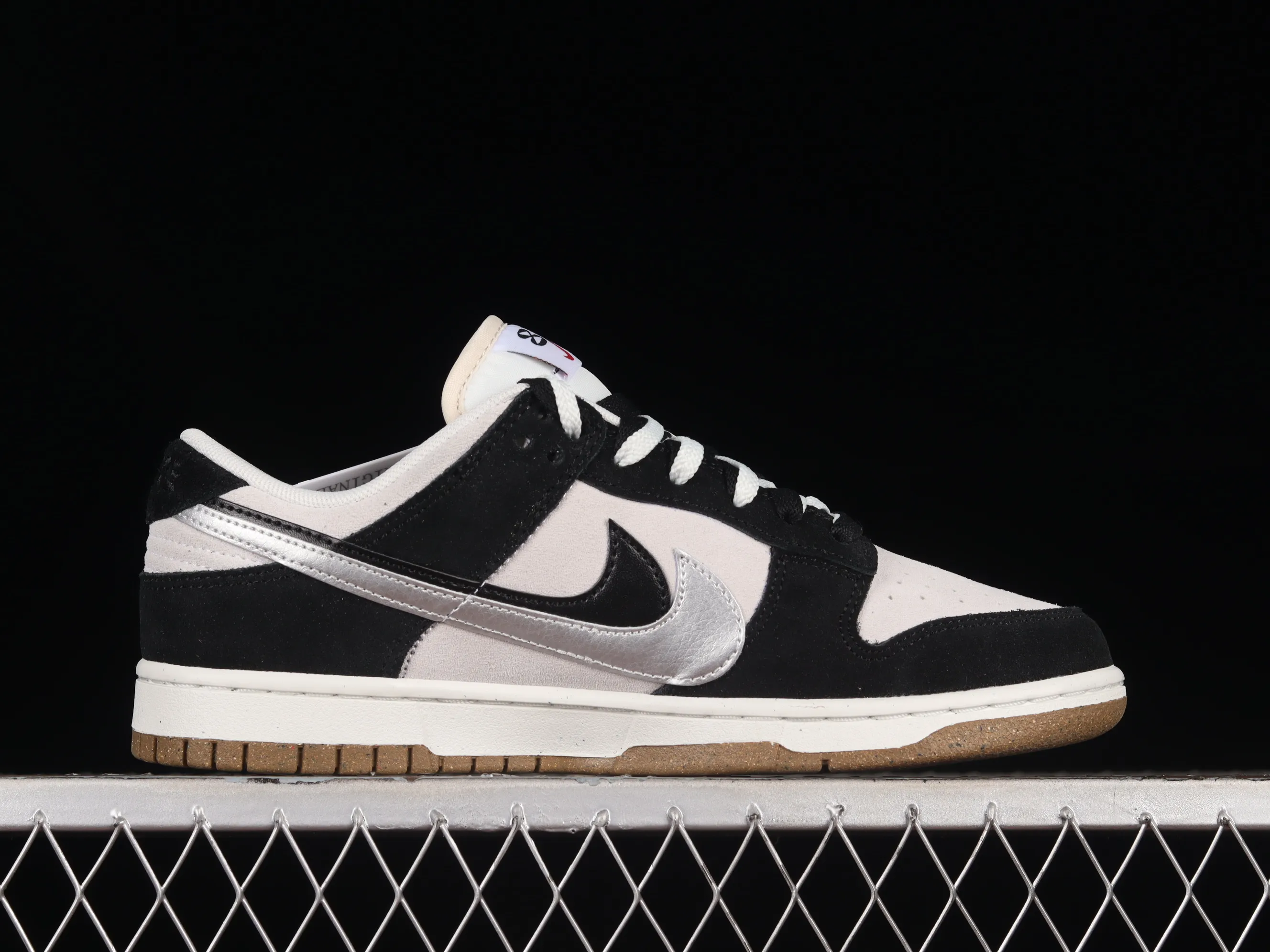 All categories Nk SB Dunk series Nk SB Dunk Low low-top sneakers Nk SB Dunk Low "85" black and white double hook SB low-top sports and leisure sneakers DO9457-128